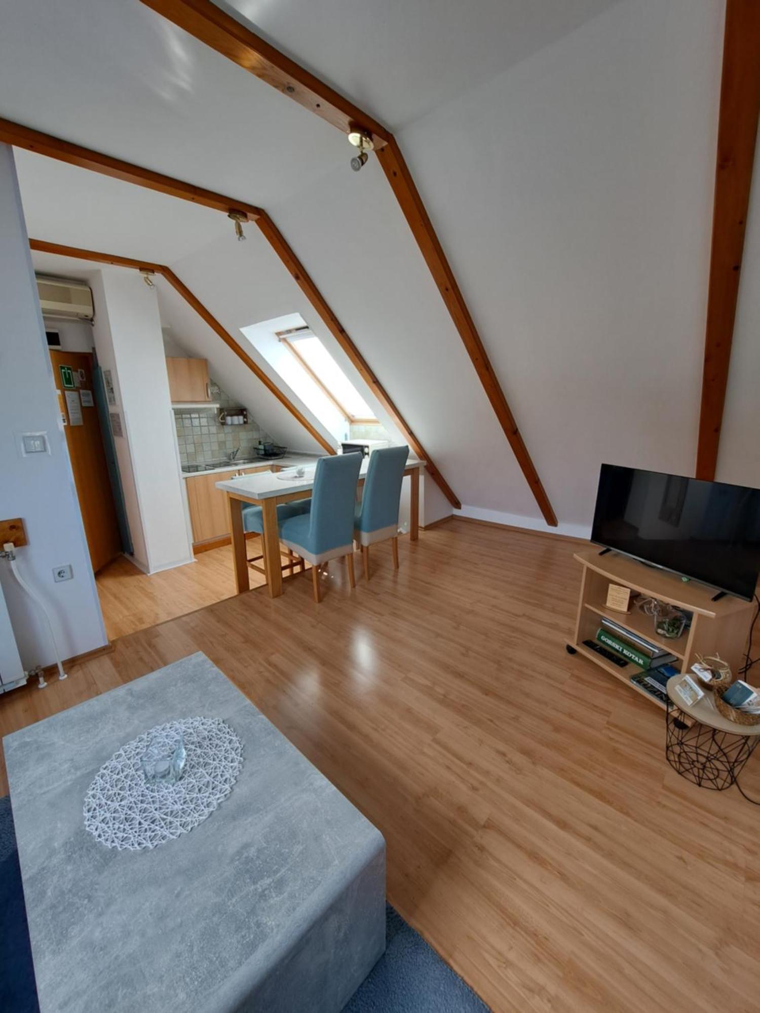 Apartment Erika Фужине Экстерьер фото